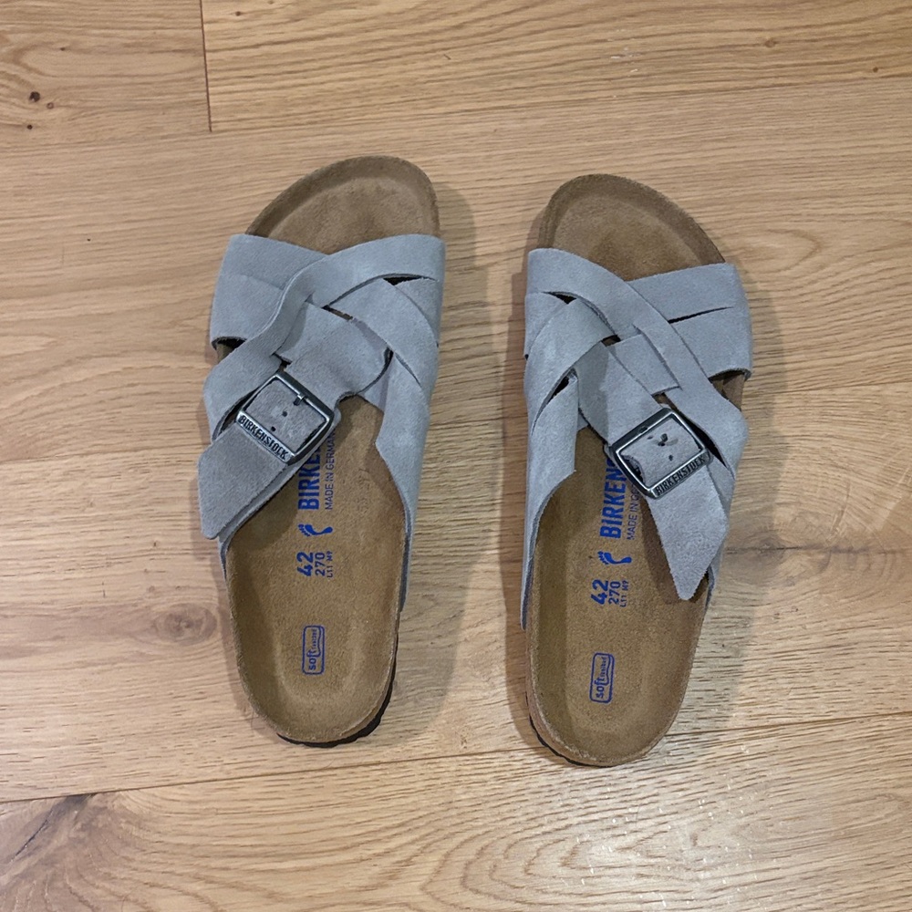 Birkenstock Women's Light Gray Sandals